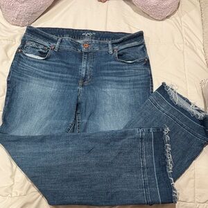 Stylish Denim Frayed Hem Wide Leg Jeans